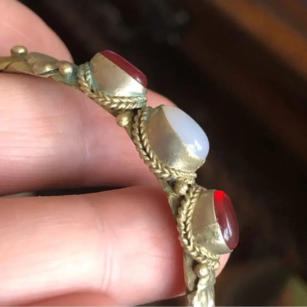 Vintage handcrafted genuine ruby and opaline cabochon stone twist metal bracelet